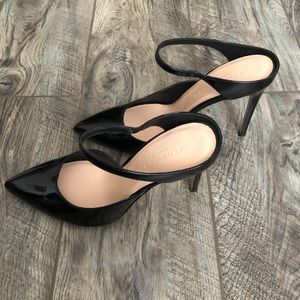 Club Monaco Sayvah Pump (WORN ONCE!)